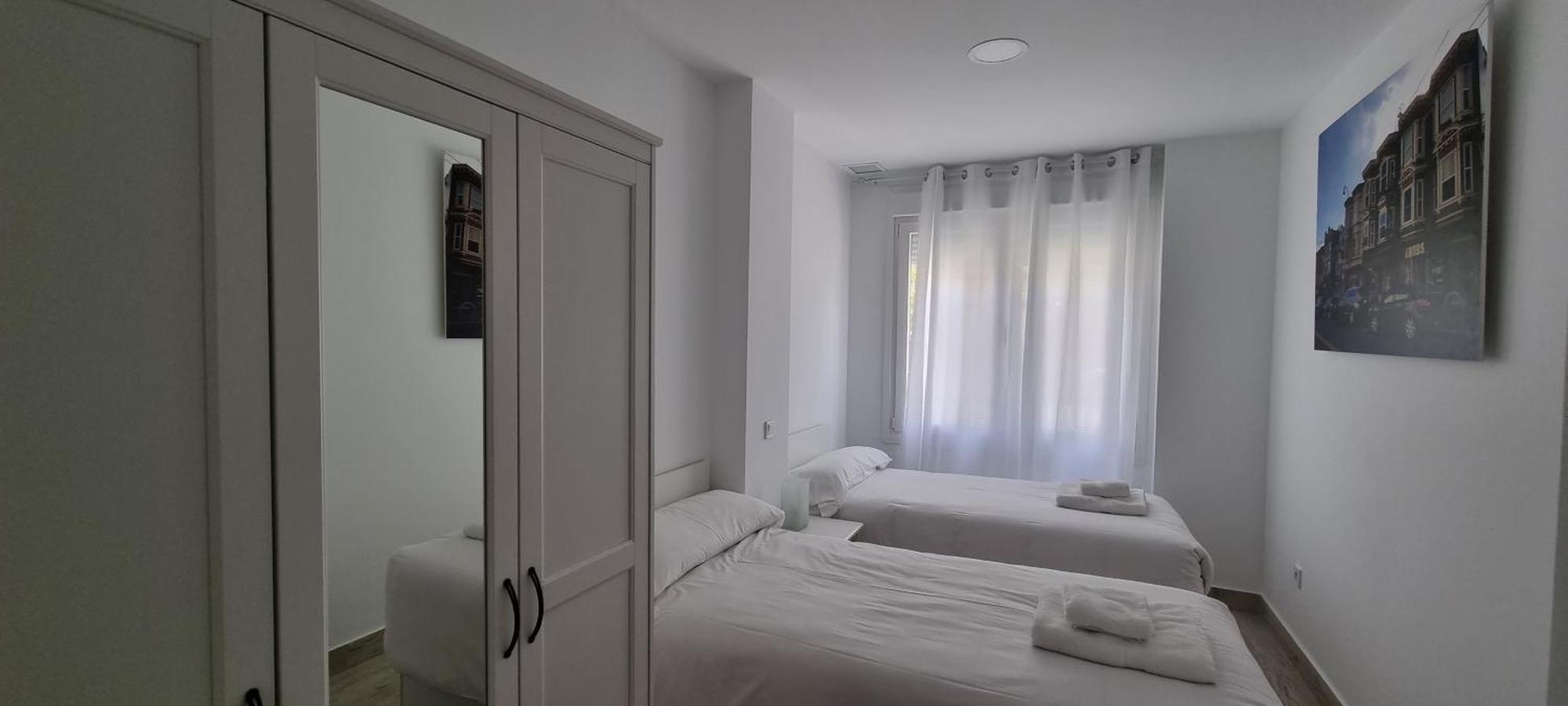 Apartamentos Tanez Santurce A Madrid Exterior photo
